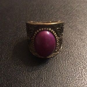 Purple antique gold ring